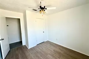 710 Fields St, Richmond, TX 77469 - Photo 9