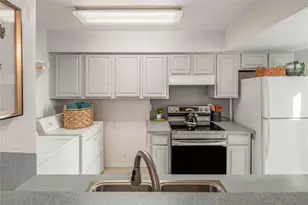 2101 Barak Ln, Bryan, TX 77802 - Photo 11