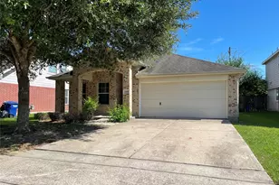 5426 Rio Dr, Baytown, TX 77521 - Photo 3