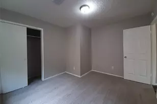 8406 Woodland Willows Dr, Houston, TX 77083 - Photo 31