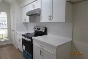 6308 1st St, Bellaire, TX 77401 - Photo 3