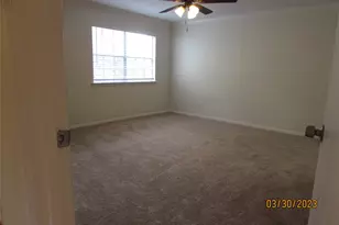 6308 1st St, Bellaire, TX 77401 - Photo 19