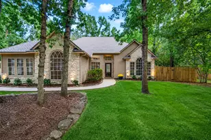 2312 Carriage Run E, Conroe, TX 77384 - Photo 3