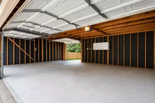 2312 Carriage Run E, Conroe, TX 77384 - Photo 35