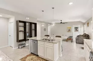 8435 Erasmus Landing Ct, Houston, TX 77044 - Photo 19