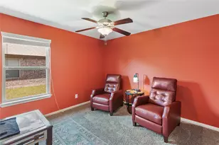 8435 Erasmus Landing Ct, Houston, TX 77044 - Photo 37
