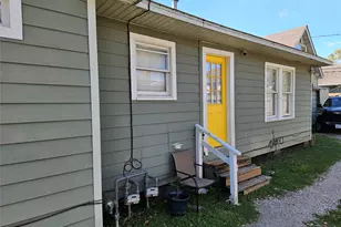 627 E 14th St, Houston, TX 77008 - Photo 3