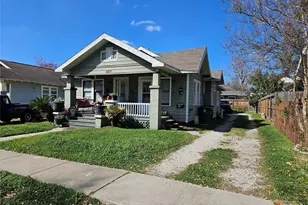 627 E 14th St, Houston, TX 77008 - Photo 1