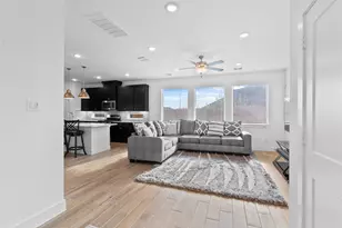 7831 Swooping Swallow Ln, Katy, TX 77493 - Photo 7
