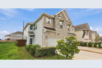 5262 Capricorn Way, Iowa Colony, TX 77583 - Photo 3