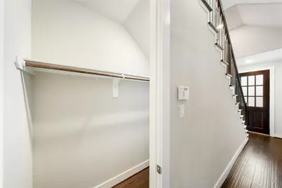 420 W 28th Street #D, Houston, TX 77008 - Photo 5