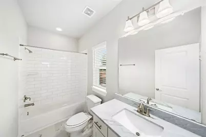 420 W 28th Street #D, Houston, TX 77008 - Photo 25