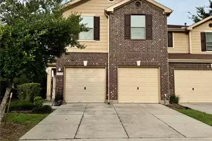 16010 Limestone Lake Dr, Tomball, TX 77377 - Photo 3