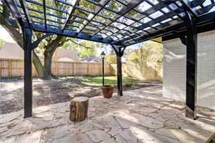 9719 Lawngate Dr, Houston, TX 77080 - Photo 45