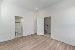 4713 Mallow St, Houston, TX 77033 - Photo 21