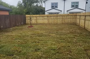 832 Elkhart St, Houston, TX 77091 - Photo 17