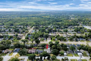 5758 Heron Dr, Houston, TX 77033 - Photo 37