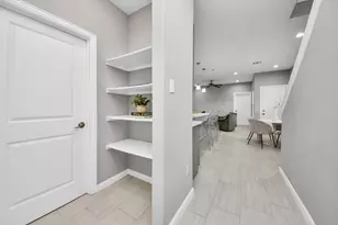 4013 Elmwood St, Houston, TX 77051 - Photo 9