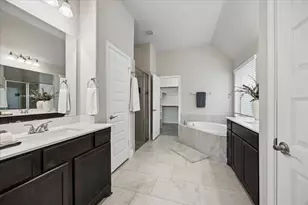 13833 Arbor Meadows Ln, Pearland, TX 77584 - Photo 15