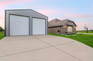 11834 Bisonte St, Needville, TX 77461 - Photo 3