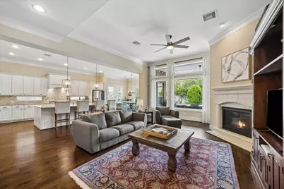 123 N Thatcher Bend Circle, The Woodlands, TX 77389 - Photo 7