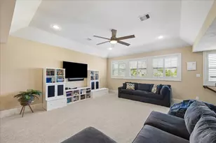 123 N Thatcher Bend Cir, The Woodlands, TX 77389 - Photo 25
