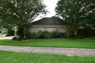 1947 Mayweather Ln, Richmond, TX 77406 - Photo 11