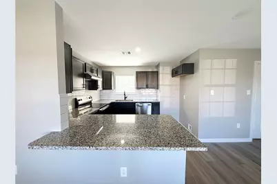 1417 5th Avenue N, Texas City, TX 77590 - Photo 5