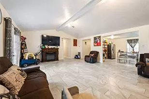15934 Estella Ln, Houston, TX 77090 - Photo 11
