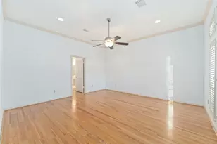 86 Heathrow Ln, Sugar Land, TX 77479 - Photo 11