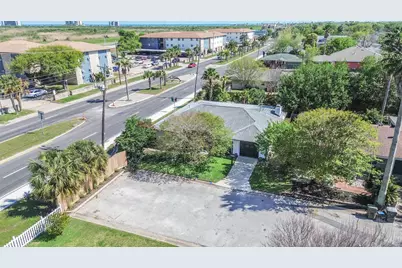 1425 Harbor View Drive, Galveston, TX 77550 - Photo 31