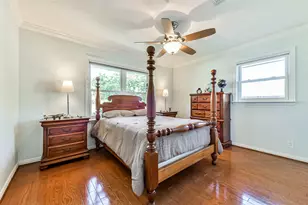 1425 Harbor View Dr, Galveston, TX 77550 - Photo 17