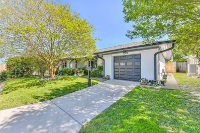 1425 Harbor View Drive, Galveston, TX 77550 - Photo 25