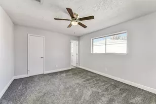 11022 Sageberry Dr, Houston, TX 77089 - Photo 17