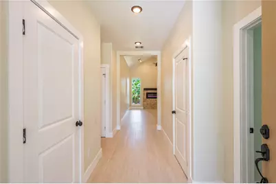 2408 28th Ave N, Texas City, TX 77590 - Photo 5