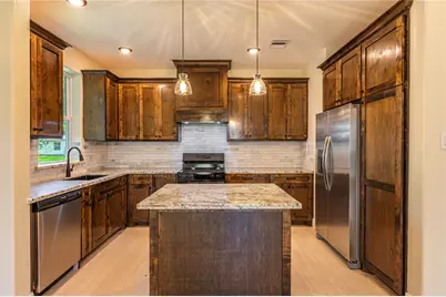 2408 28th Ave N, Texas City, TX 77590 - Photo 7