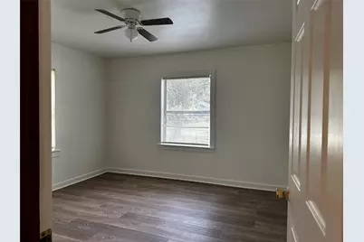 3307 Triplett Street, Bacliff, TX 77518 - Photo 7