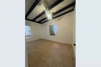 9113 Oak Knoll Lane, Houston, TX 77078 - Photo 11