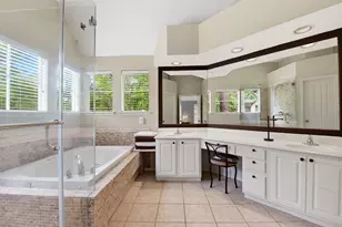 38 Dovewing Pl, The Woodlands, TX 77382 - Photo 11