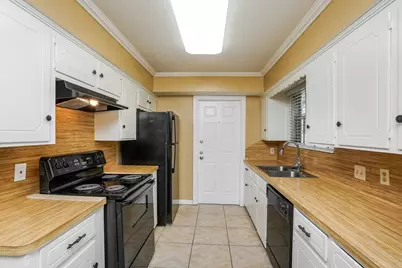23331 Bayleaf Drive, Spring, TX 77373 - Photo 7