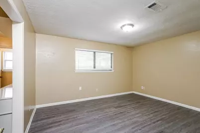 23331 Bayleaf Drive, Spring, TX 77373 - Photo 9