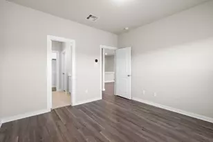 13235 Padre Bay Ln, Rosharon, TX 77583 - Photo 11