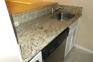 5353 Richmond Ave, Houston, TX 77056 - Photo 9