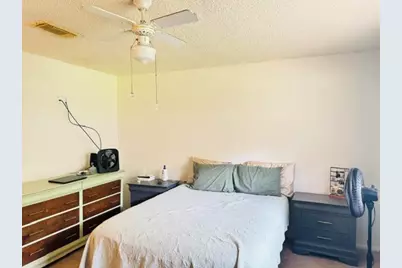 4802 Holly Street, Orange, TX 77630 - Photo 9