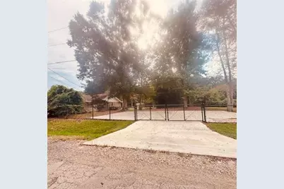 4802 Holly Street, Orange, TX 77630 - Photo 3