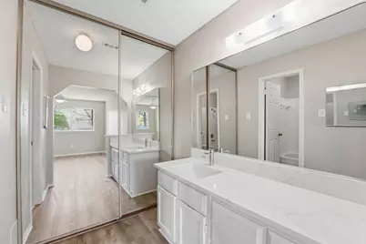 623 E Country Grove Circle, Pearland, TX 77584 - Photo 19