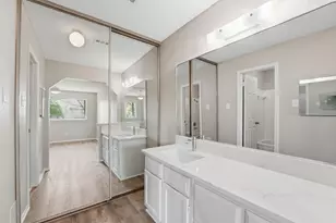 623 E Country Grove Cir, Pearland, TX 77584 - Photo 19