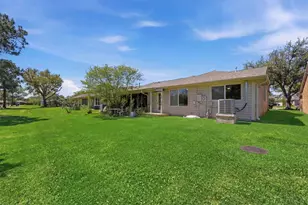 623 E Country Grove Cir, Pearland, TX 77584 - Photo 23