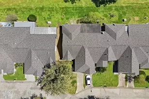 623 E Country Grove Cir, Pearland, TX 77584 - Photo 27