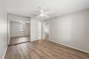 623 E Country Grove Cir, Pearland, TX 77584 - Photo 7